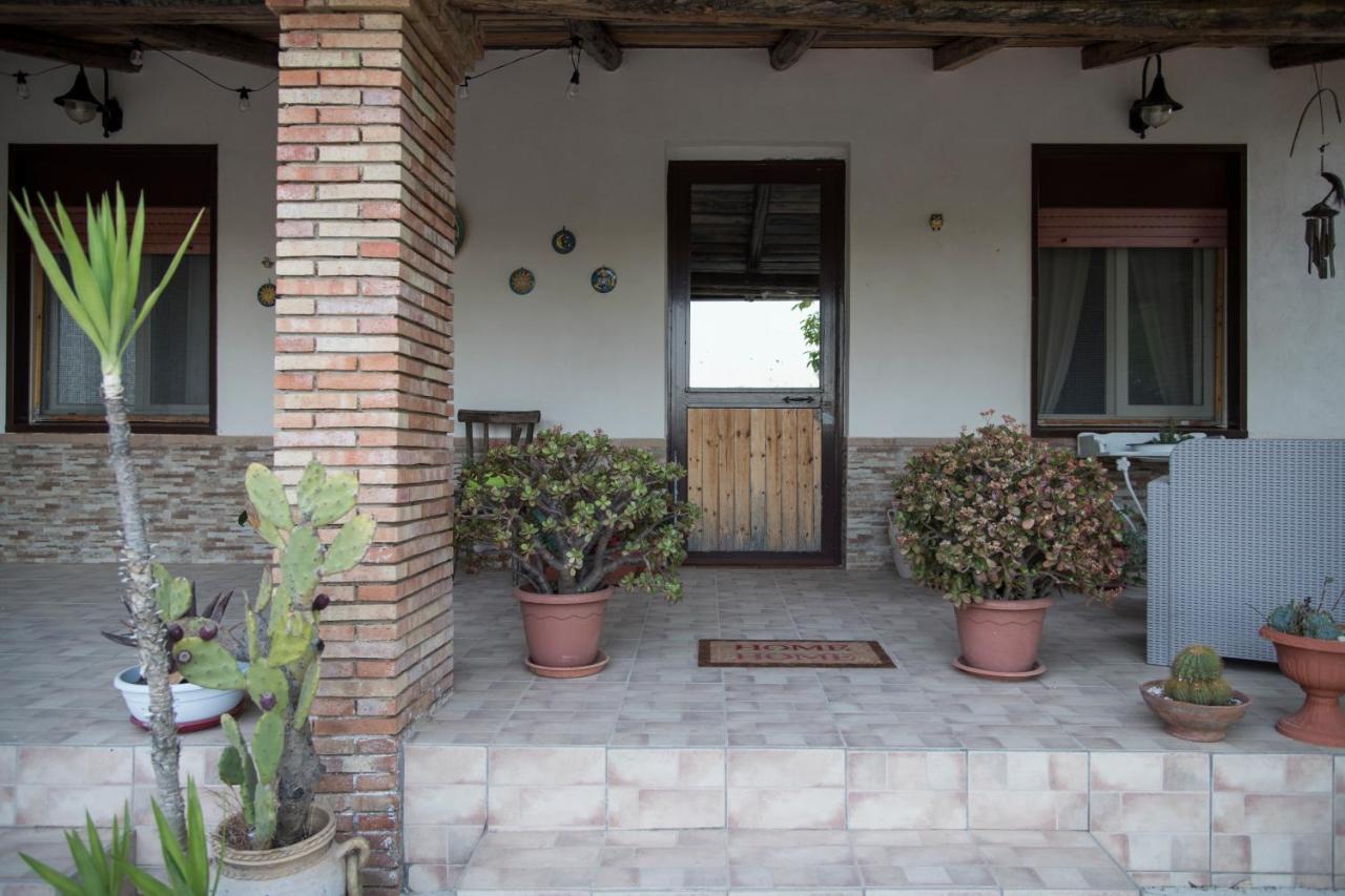 Poggio Vento Country House Naro Exterior photo